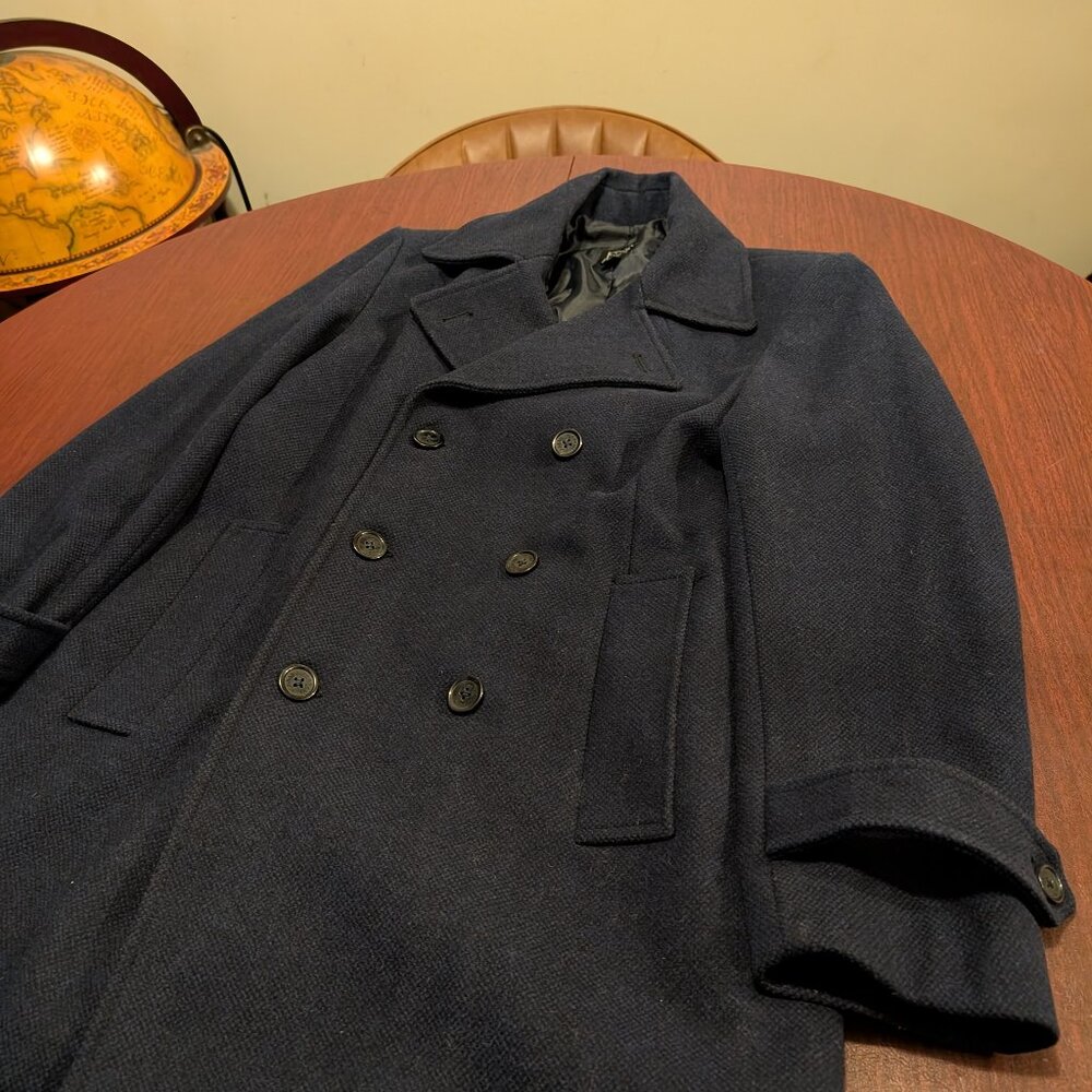 Elegant Jos. A. Bank Navy Blue Peacoat – Size Medium – Wool Blend